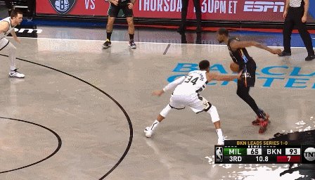 1623123461580026101.gif 4.gif