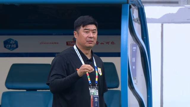 电竞实力对比-韩鹏去留未定 泰山定主帅再寻后腰？年年变动 不利依木兰等人发展